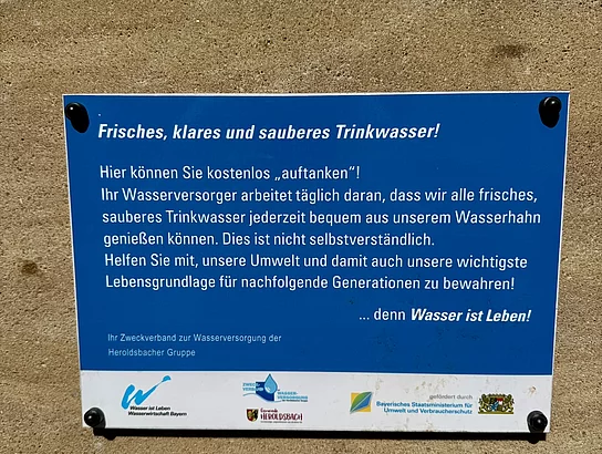 Trinkbrunnen - Busbahnhof (2)